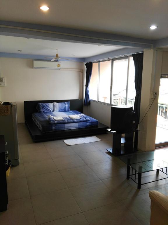 Jomtien Sunset Guesthouse Exterior photo